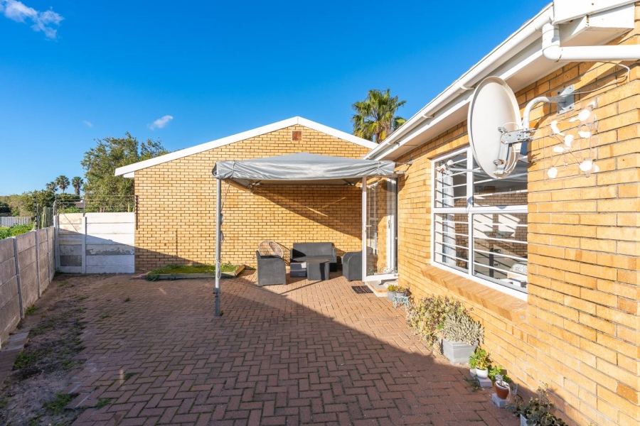 To Let 2 Bedroom Property for Rent in Milnerton Ridge Western Cape